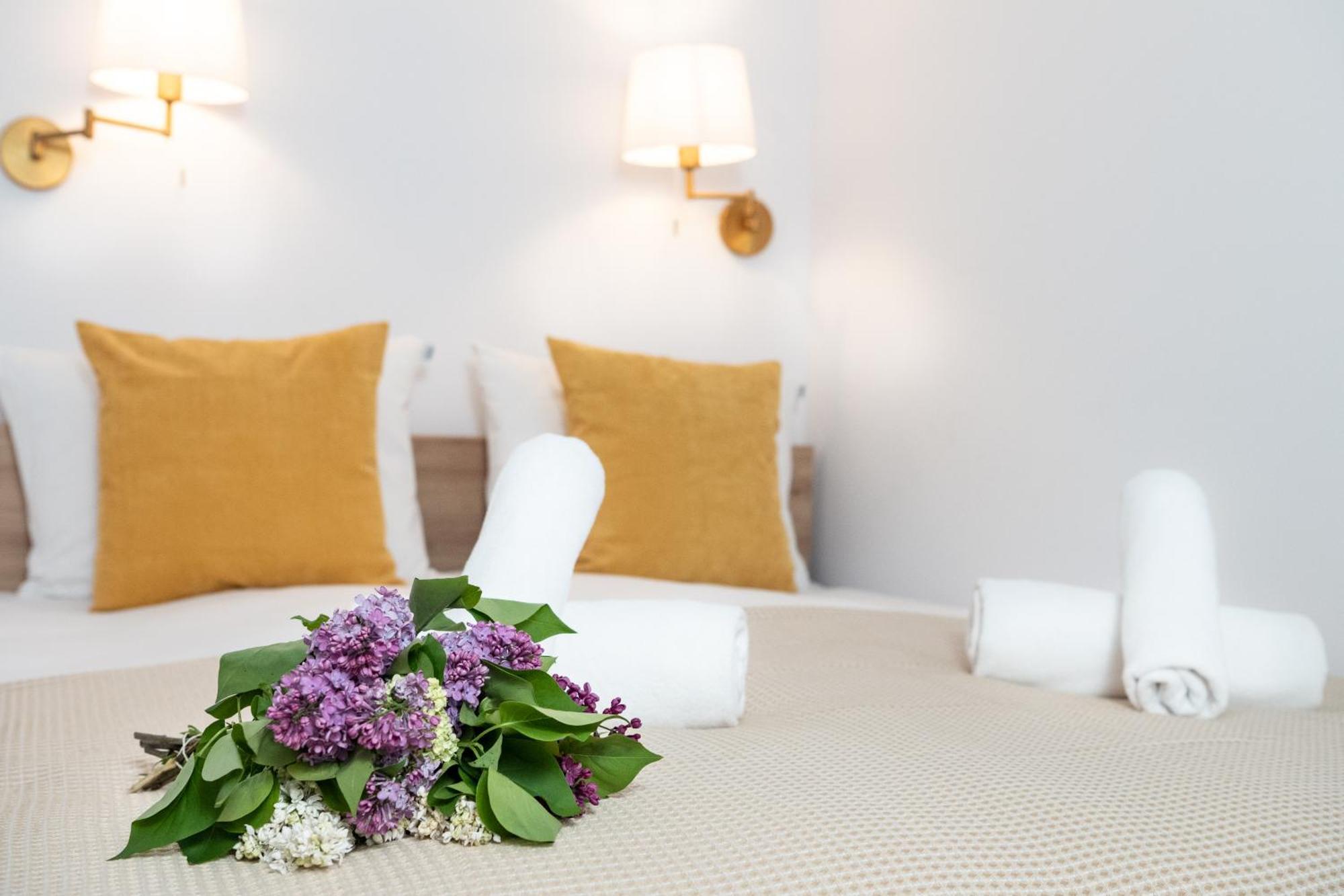 Tyzenhauz Apartments Siemiradzkiego Street Krakow Dış mekan fotoğraf