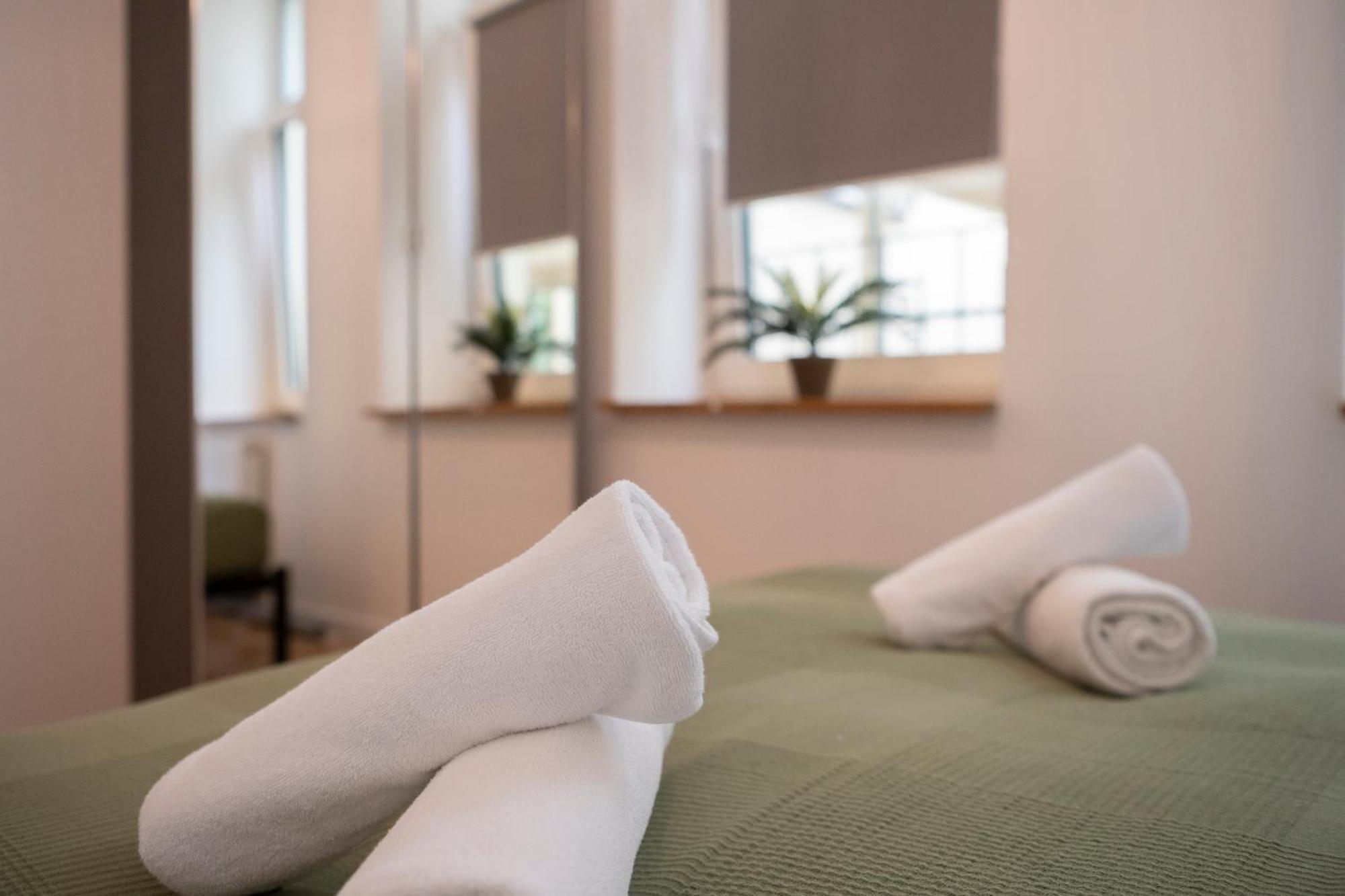 Tyzenhauz Apartments Siemiradzkiego Street Krakow Dış mekan fotoğraf